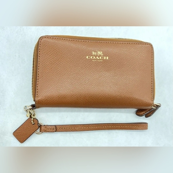 Coach Designer Brown Pebble Leather Zip Around Phone Wallet Wristlet - Picture 1 of 7